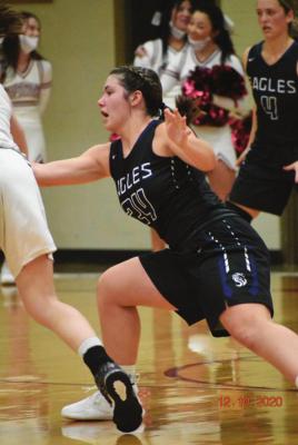 Southern Valley’s Aubrey Brown defends the ball at Gothenburg.