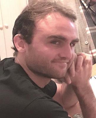 Thomas McHale, M.D. graduates from Internal Medicine Residency