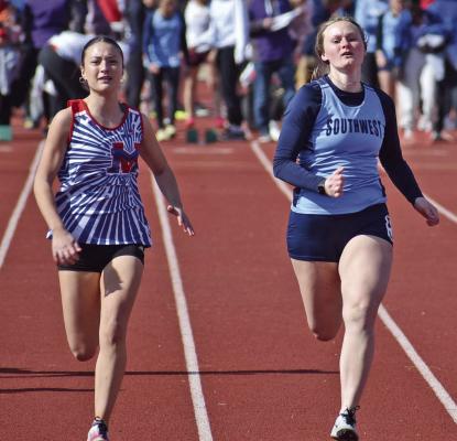 Bulls, Riders, Raiders, and Eagles compete at SV Invite