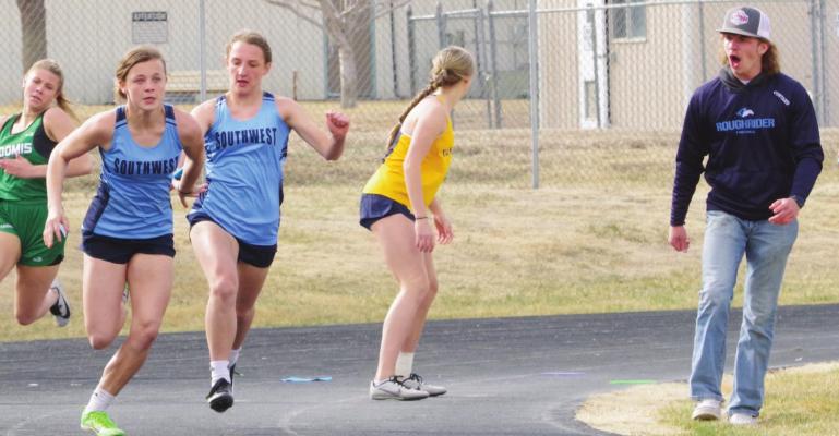 Southwest girls finish runner-up at Hi-Line Invite