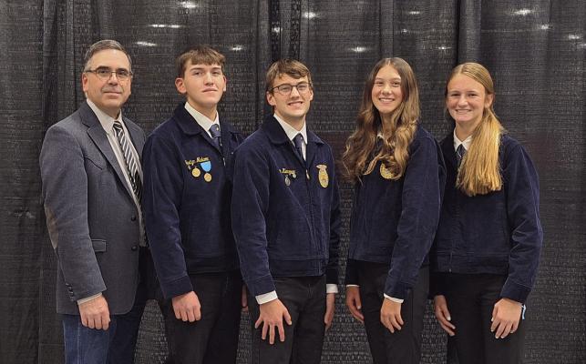 Eustis-Farnam Agronomy team 6th at Nationals