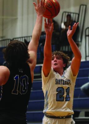 Roughriders outscore Axtell, Wallace
