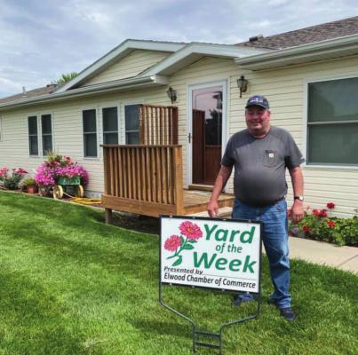 	Congratulations to the August 23rd Chamber of Commerce Yard of the Week winners