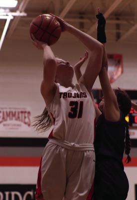 Cambridge’s Erin Johnson scores inside.