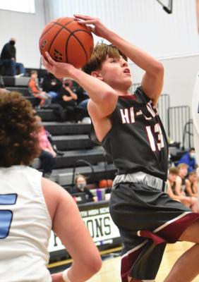 Hi-Line boys fall at Amherst
