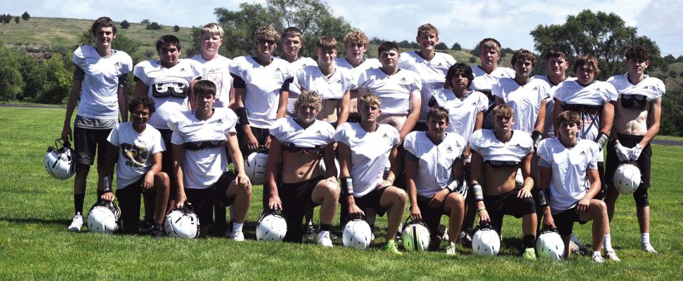 R.B. Headley/McCook Gazette The Maywood-Hayes Center football team appears from left. Kneeling: JaColby Landry, Isaak Messinger, Carter Morrow, Jaxson Anders, Kody Schwenk, Sawyer Dibbern and Grady Erickson. Standing: Aiden Bryant, Colton Koetter, Jack Meyer, Braydon Cox, Santino Priebe, Lucas Mahanes, Josiah Ball, Zach Wheat, Oliver Anders, Carlos Romero, Cooper Soundy, Kade Broz, Landen Littrel, Kash Cox and Charlie Callis.