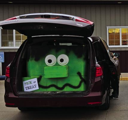 Trunk or Treat held in Edison Friday night