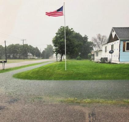 Rain came down in Arapahoe