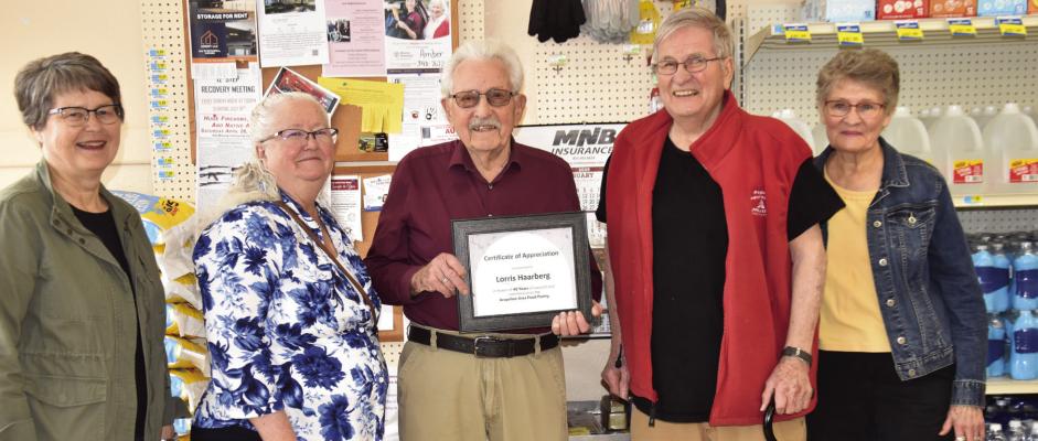Arapahoe Food Pantry honors Lorris Haarberg