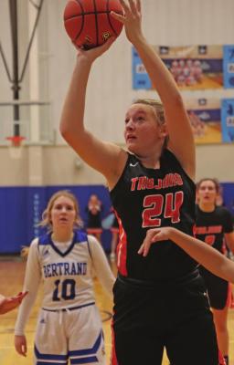 Cambridge’s Brylyn Springer puts up a jumper.