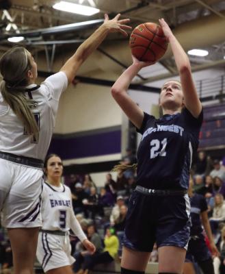 Southwest’s Kassidy Vaughn scores inside against Southern Valley Saturday.
