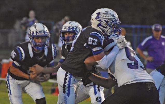 Warriors roll past Axtell