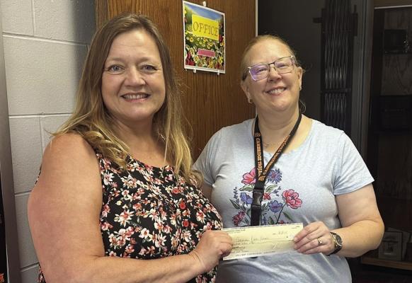 	Cambridge Lions donates hamburger feed earnings to local food programs