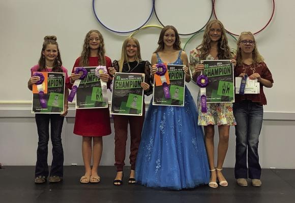 4-H fashion show Kicks Off fair events with style