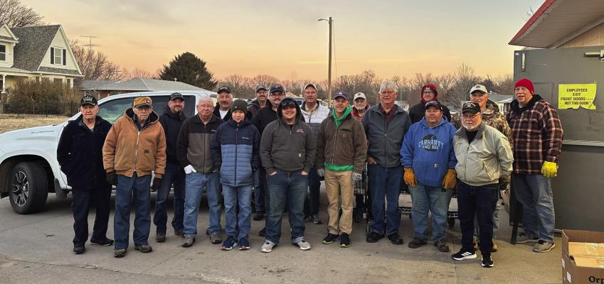 Cambridge Lions Club continues Christmas tradition