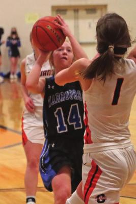 Warriors roll past Brady, Hitchcock County