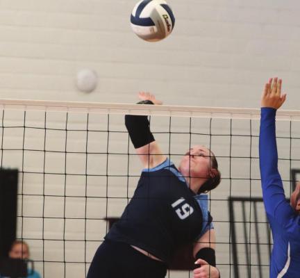 Southwest’s Caylin Barnett smacked 17 kills in a sweep at Maywood-Hayes Center last week.