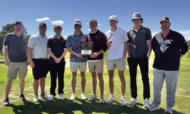 Hi-Line takes district golf title