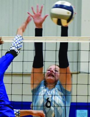 Roughriders complete 3-1 week at pair of triangulars