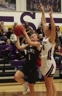 Hi-Line’s Whitney Dickau glides in for a layup.