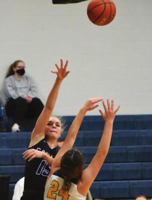 Eagles split with Minden, Elm Creek