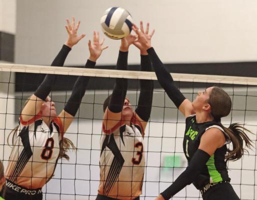 MHC sweeps Trojans on Homecoming