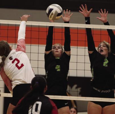 Maywood-Hayes Center’s Reagan Stengel and Kassidy Hat-