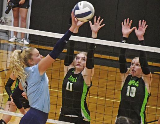 Roughriders sweep MHC, Rawlins County