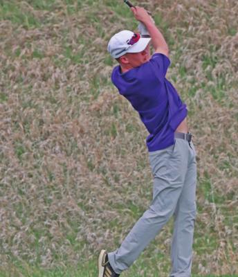 Southern Valley’s Brody Yant finished third at Cambridge.