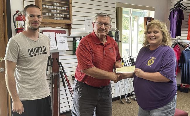 The Cambridge Lions donated the proceeds from the Kettle Corn and Hamburger Feed held during Medicine Creek Days to the Cambridge Senior Center to help with operating expenses. A check for $1,500 was presented to Del Schoenfish (President of the Senior Center Board) by Lions President Vicki Brown and Vice President Robert Guess. Thank you to everyone who supported these two fundraising events during Medicine Creek Days – you helped make a difference for our senior citizens!