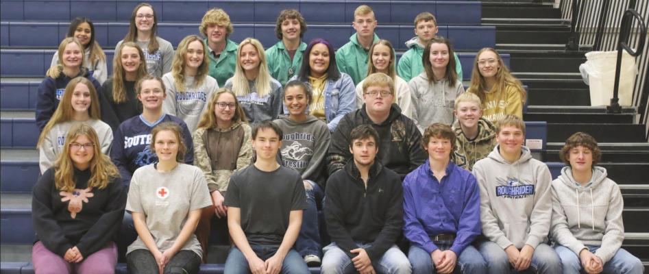 Southwest High School Students on the Semester Distinctive Honor Roll and HR