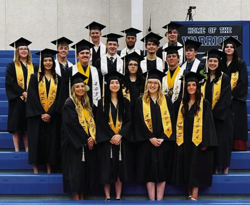 2024 Arapahoe-Holbrook Public School Graduates Front row (L-R) Berkley Warner, River Einspahr, Kloie Campbell, Peyton Sich. 2nd row (L-R) Naomi Gutierrez, Campbell Schutz, Aliyah Bowers, Titus Goshert, Sabrina Jacobsen. 3rd row (L-R) Janae Hammond, Rafe Hill, Dalton Metzger, Wayne Lee, Tanner North and Jadelyn Nelson. Back row (L-R) Corbin Carpenter, Brandon Rascon-Salinas, Carrick McCorkle.