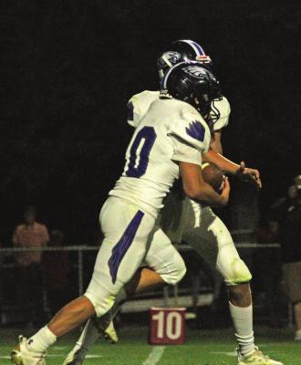 Southern Valley’s Cole Broeker scored the Eagles’ only touchdown at Alma Friday.