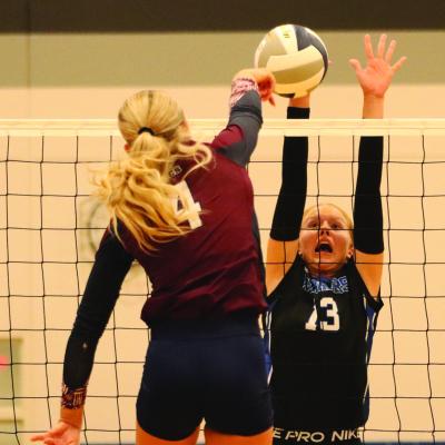 Warriors earn split with DCS, Hitchcock County