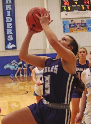 Southern Valley’s Brecklyn Hammond rises for a layup.