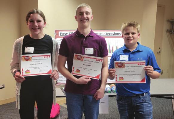 Elwood Students Compete at the Central Nebraska Science and Engineering Fair