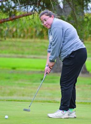 Tryon qualifies for State Golf