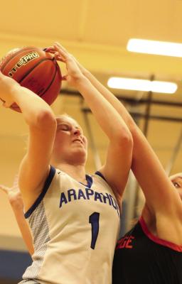 Warriors rally past Trojans