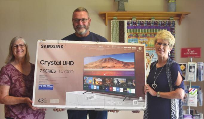 raffle held for arapahoe fire department
