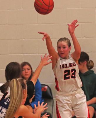 Cambridge girls move past Loomis