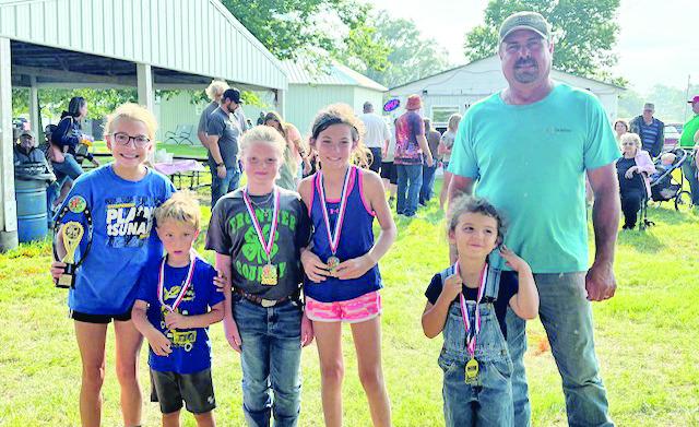 Pictured (left to right) are: Avery Oberg, Riata Kerchal, Haisley Ehlers, Sky Kerchal, Stormy Popp, and Tyron Lenz.