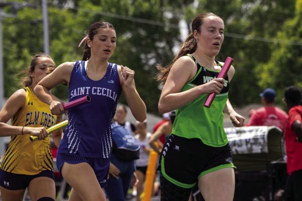 	Wolves send seven to State