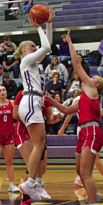 Southern Valley’s Brynn Baily pulls up in the lane for a jumper against Hi-Line.