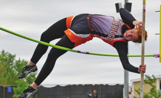 Autumn Deterding placed 5th in pole vault and set a new personal best.