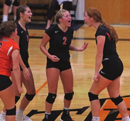 Cambridge sweeps No. 4 Overton