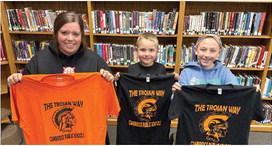 (L-R) Shelby Ayer, Emmett Swisher, Peyton Soucie