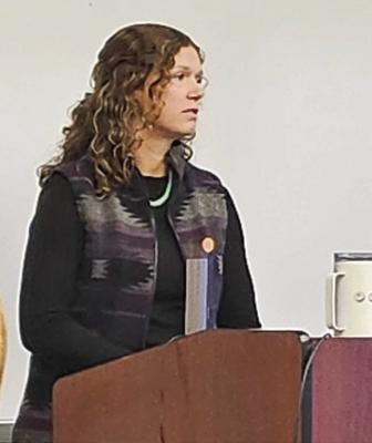 NCTA Alumna and Veterinarian McKenzie Hendricks shares career journey with students