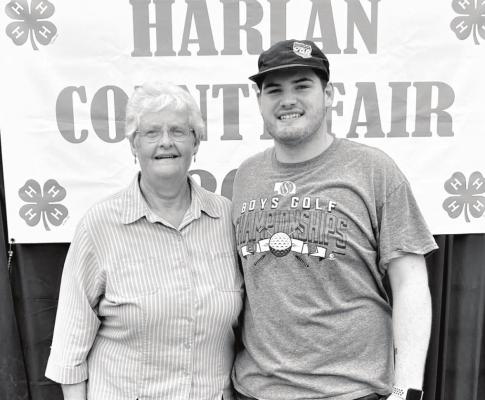 Johnsen receives Covey Award