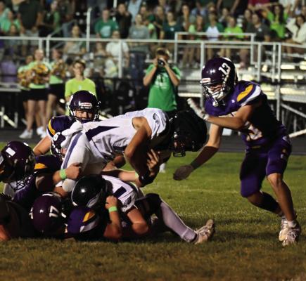 Eagles rally comes up short in last-second loss to Deshler