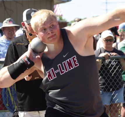 Drew Knoerzer threw 56’4” in the shot put to place fourth at state. He also competed in the discus.